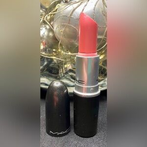 MAC LIPSTICK shade PINK PEARL POP